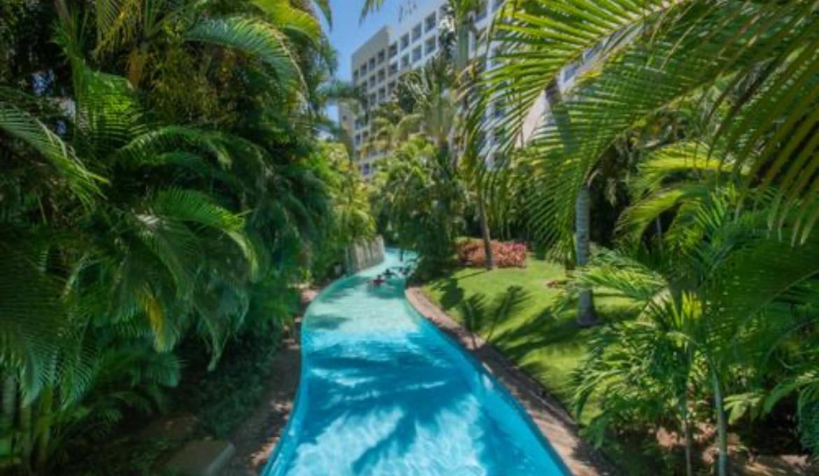 Grand Luxxe With Free Golf Hotel นวยโวบาญาร์ตา ภายนอก รูปภาพ